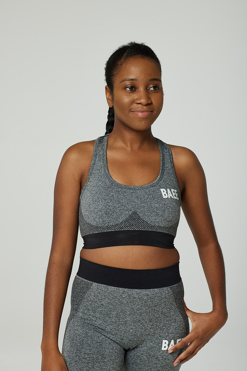 Womens multi-sport crop top in charcoal