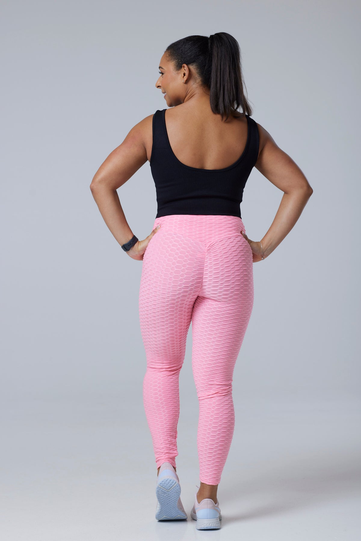 Black Ribbed Seamless Sports Bra